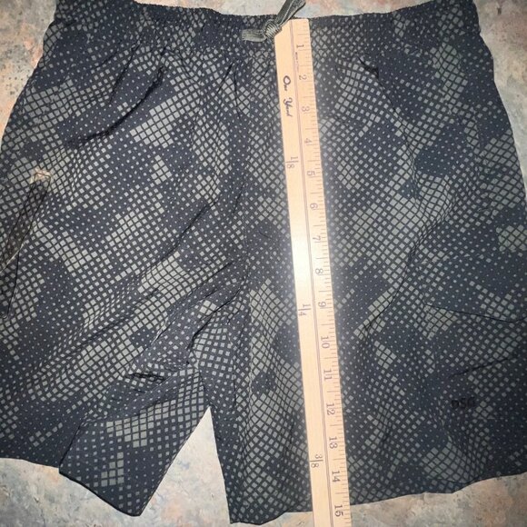 DSG Boys Adventure Shorts,‎ Large, Green/Black - Picture 4 of 9
